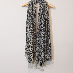 Lane Bryant 🧿 Snow leopard scarf with fringe